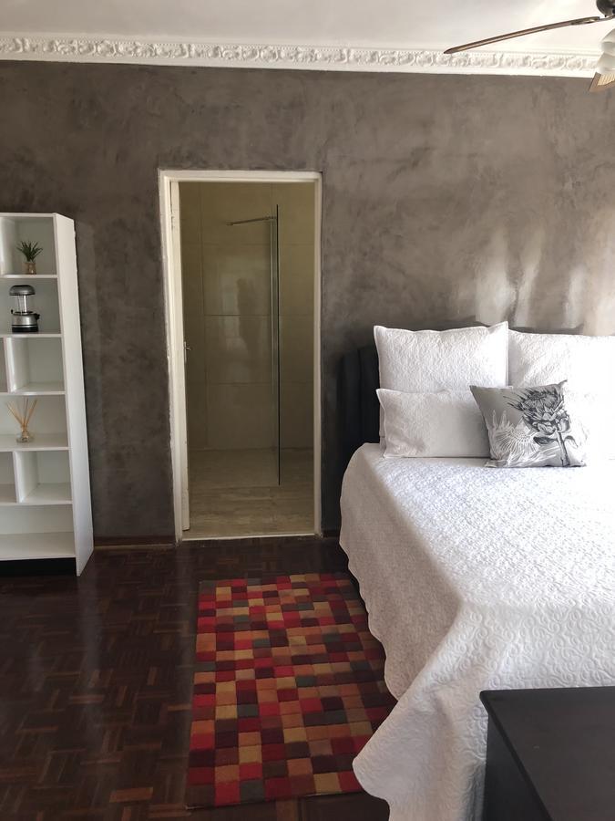 Khuvena Guesthouse Randburg Exterior foto